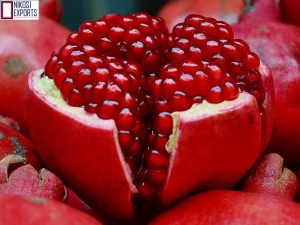 यी ७ व्यक्तिले भुलेर पनि नखानुहोस् अनार, नत्र हुनसक्छ घातक !